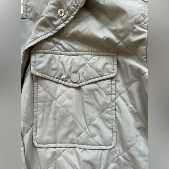 Abercrombie & Fitch Oversized Sage Green Quilted Shaket - Size Small - Picture 5 of 5